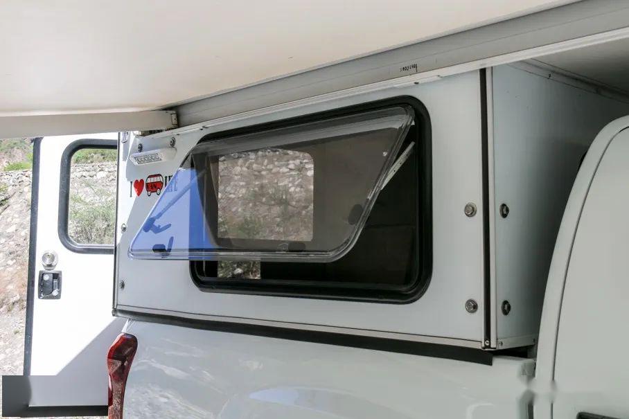 點擊進(jìn)入看圖評論