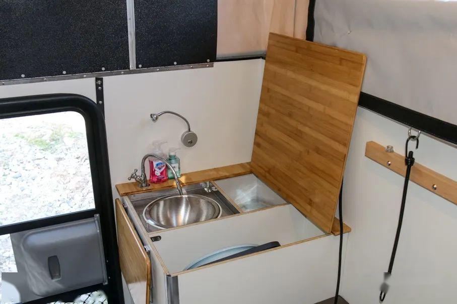 點擊進(jìn)入看圖評論