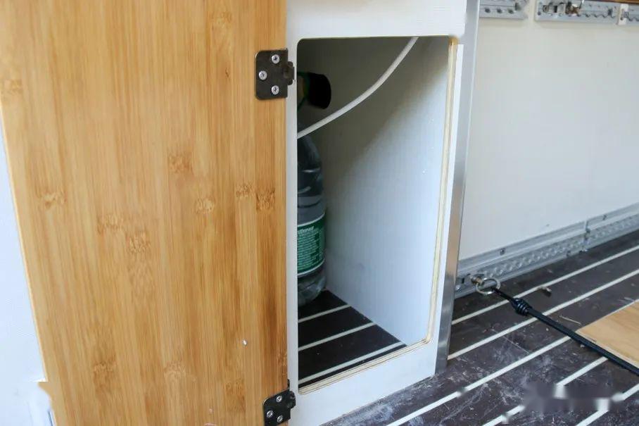 點擊進(jìn)入看圖評論