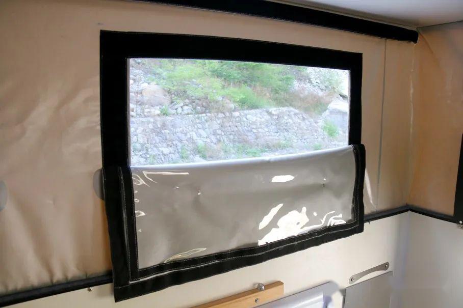 點擊進(jìn)入看圖評論