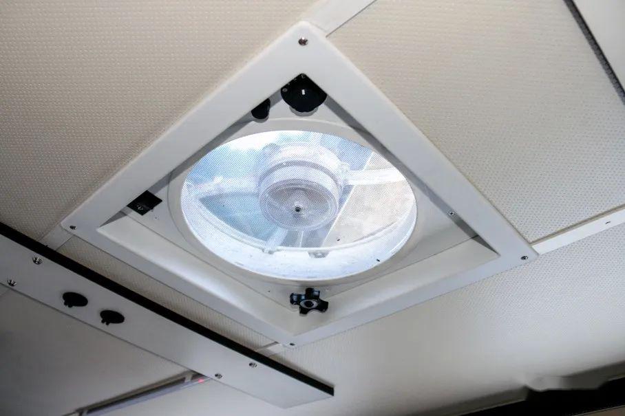 點擊進(jìn)入看圖評論